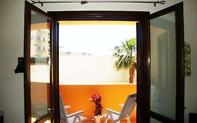 Virgilio Apartment